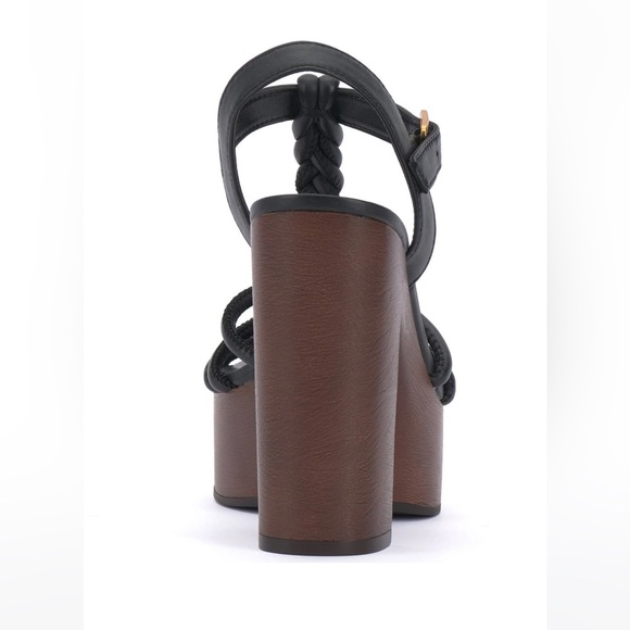 Vince Camuto NWT Rohnlee Strappy Platform  Sandals in upper Nappa Leather. - Picture 2 of 10